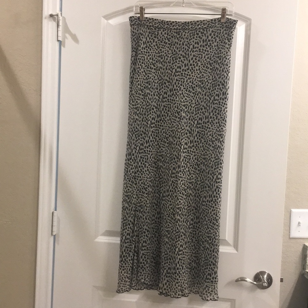 Silks by ICS - Med Midi Skirt